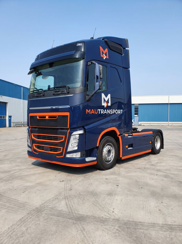 Camión MauTransport detenido